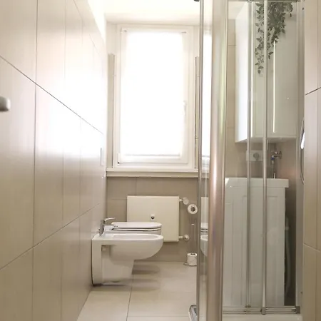 La Boutique - 2 Min Walk To Bernina Express Apartment Tirano Exterior photo