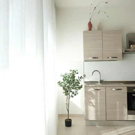 La Boutique - 2 Min Walk To Bernina Express Apartment Tirano Exterior photo